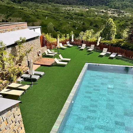 Apartmanhotel Siente Boi & 4*