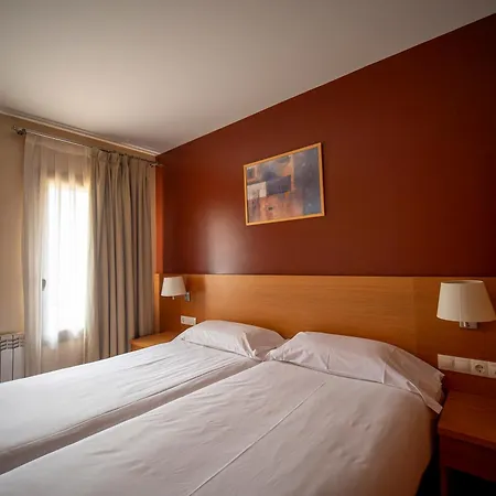 Apart Otel Siente Boi & Pla de l'Ermita