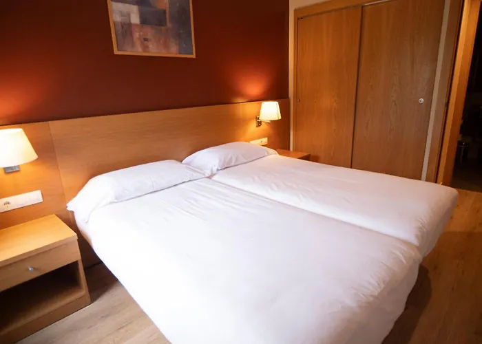 Siente Boi & מלון דירות